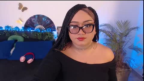 LiaScarlett online show from 05-10-26, 02:06