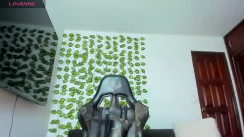 Snapshot of liat_vega chatting on 07-20-26, 03:14 Lyath Vega online show from 07-20-26, 03:14