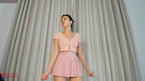 Snapshot of liavee chatting on 01-23-25, 03:05 Lia online show from 01-23-25, 03:05