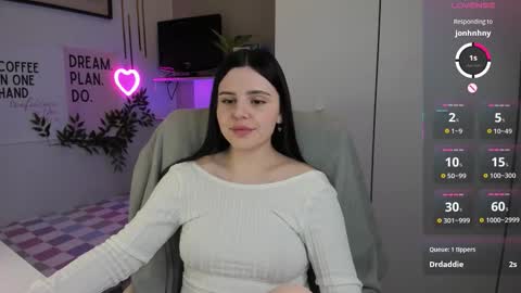 Lia online show from 11-14-25, 08:13