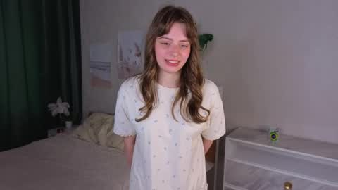 Snapshot of libbienoffsinger chatting on 05-05-26, 03:25 Ada online show from 05-05-26, 03:25
