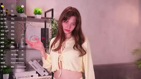 Snapshot of libbienoffsinger chatting on 05-26-26, 01:23 Ada online show from 05-26-26, 01:23