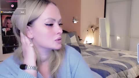 Libby online show from 10-29-25, 10:17