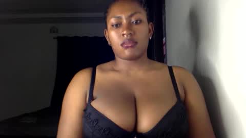 Snapshot of lick_my_pussyyy226651 chatting on 05-24-26, 02:33 caira online show from 05-24-26, 02:33