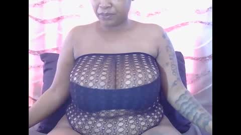 lickabletash98 online show from 10-11-25, 07:18