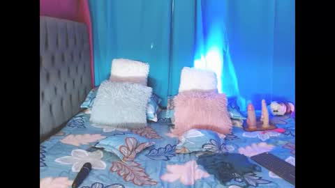 Snapshot of licy_klein chatting on 03-02-26, 06:59 Isa online show from 03-02-26, 06:59