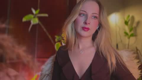 its my birthday today so im offline  but id be so happy if you felt like sending me a birthday love while im away  online show from 03-01-26, 07:05