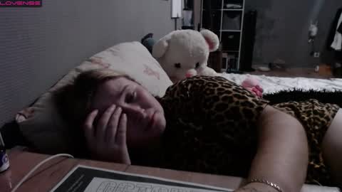 light_lunaa online show from 09-15-25, 03:12