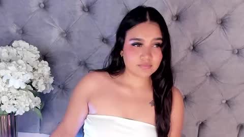 Snapshot of liiabloomm chatting on 06-28-26, 07:58 liiabloomm online show from 06-28-26, 07:58