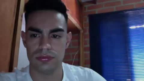 liiam online show from 11-23-25, 07:02