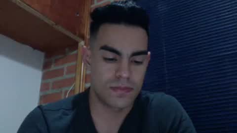 Snapshot of liiam_collins chatting on 01-18-26, 02:37 liiam online show from 01-18-26, 02:37