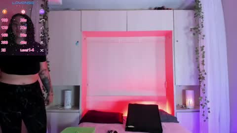 Snapshot of liiavega chatting on 05-30-26, 12:13 online show from 05-30-26, 12:13