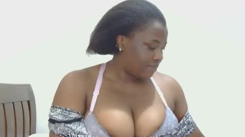 Lily online show from 11-08-25, 11:10