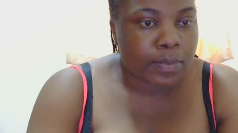 Lily online show from 06-18-26, 09:47