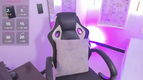 L I I L I I E online show from 06-17-26, 08:10