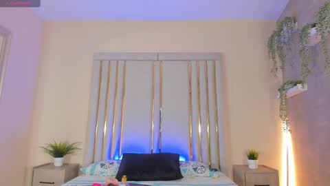 Snapshot of liincostelloo chatting on 03-08-25, 07:42 liincostelloo online show from 03-08-25, 07:42