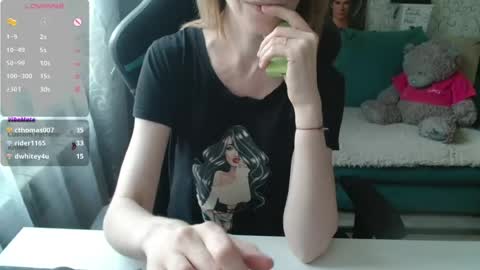 Liissax online show from 06-30-26, 04:19
