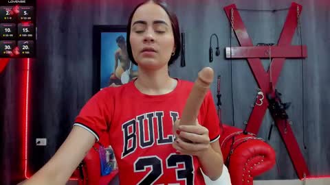 Nini - online show from 11-18-25, 01:15