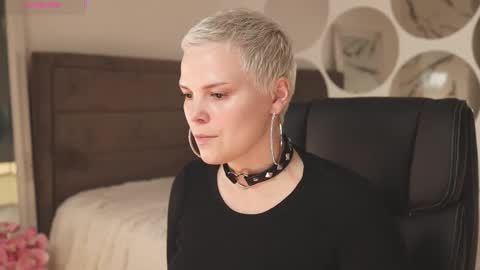 likaaberry online show from 09-14-25, 04:39