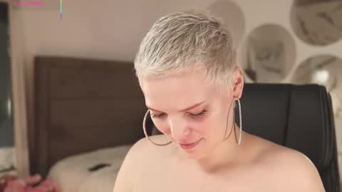 likaaberry online show from 09-18-25, 04:20