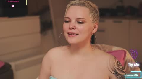 likaaberry online show from 11-07-25, 05:18