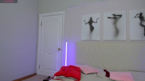 Snapshot of likaklint chatting on 01-18-25, 02:25 Lika online show from 01-18-25, 02:25