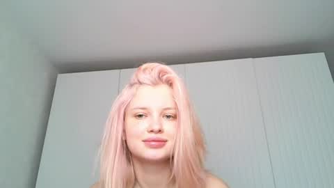 Call me Anna online show from 06-25-26, 05:12