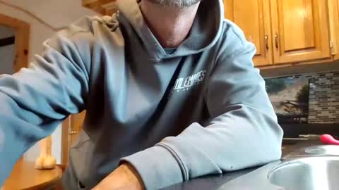 Snapshot of likedoingit69 chatting on 10-26-25, 04:02 St pierre online show from 10-26-25, 04:02