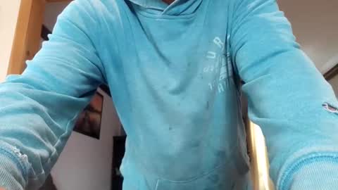 St pierre online show from 04-19-26, 03:33