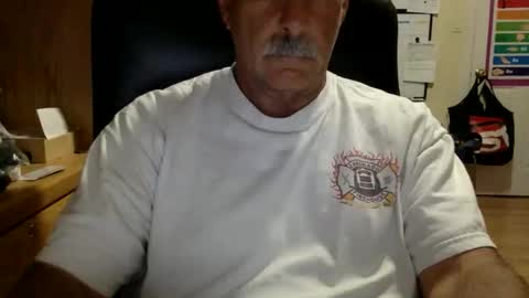 Snapshot of likefhot chatting on 04-25-26, 01:36 likefhot online show from 04-25-26, 01:36