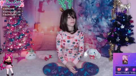Snapshot of likemyashe chatting on 12-24-24, 06:00 LikeMyAshe online show from 12-24-24, 06:00