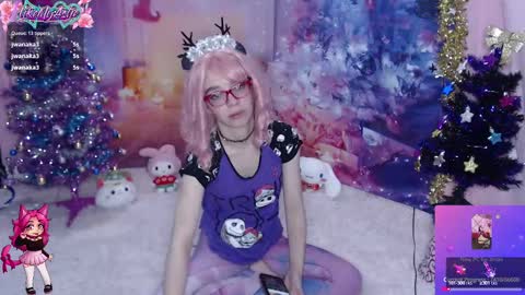 Snapshot of likemyashe chatting on 12-27-24, 05:42 LikeMyAshe online show from 12-27-24, 05:42