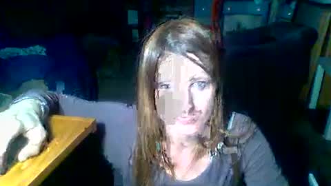 Snapshot of likerightnow chatting on 03-12-26, 01:17 likerightnow online show from 03-12-26, 01:17