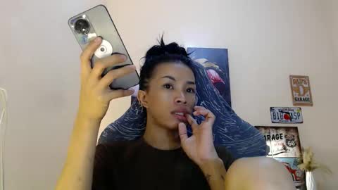 Snapshot of likliklicklengleng chatting on 12-14-25, 07:14 Leng online show from 12-14-25, 07:14