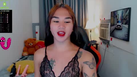 LILY online show from 01-06-25, 11:07