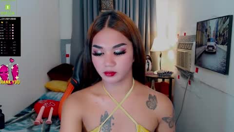 LILY online show from 02-05-25, 03:52