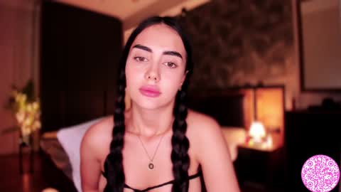 Snapshot of lil_gabbyg chatting on 12-08-24, 06:22 Gabriela online show from 12-08-24, 06:22