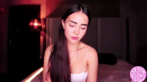 Snapshot of lil_gabbyg chatting on 01-11-25, 09:57 Gabriela online show from 01-11-25, 09:57