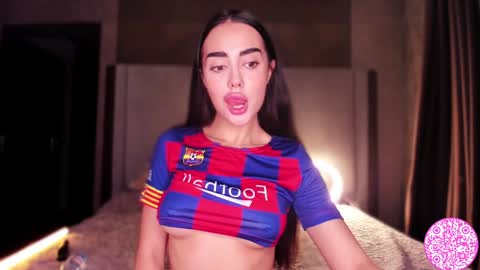 Snapshot of lil_gabbyg chatting on 01-19-25, 03:18 Gabriela online show from 01-19-25, 03:18