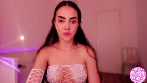 Snapshot of lil_gabbyg chatting on 03-12-25, 08:19 Gabriela online show from 03-12-25, 08:19