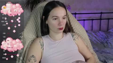 little moon online show from 04-18-26, 07:07