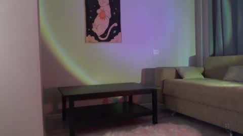 Snapshot of lil_reya chatting on 11-28-25, 10:18 INST Lil happines s online show from 11-28-25, 10:18