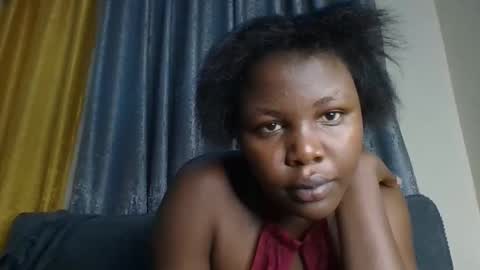 Snapshot of lil_shwaty chatting on 12-20-25, 05:42 brinna online show from 12-20-25, 05:42