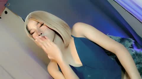 lil_trixxy online show from 06-18-26, 01:50
