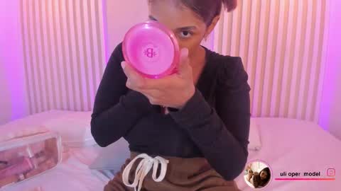 L I L A   online show from 12-04-25, 04:00