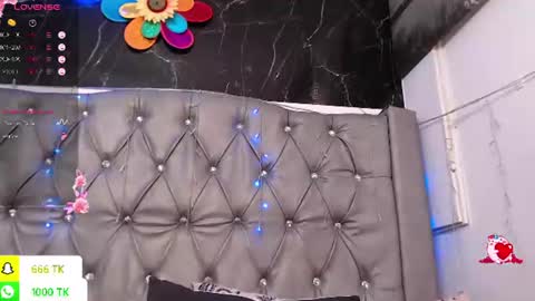 Snapshot of lila_gummy_ chatting on 06-24-26, 04:39 online show from 06-24-26, 04:39