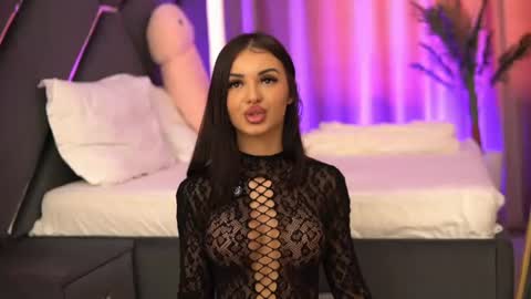 Snapshot of lila_hottie_rosie chatting on 06-17-26, 04:37 Lila The Hottie online show from 06-17-26, 04:37