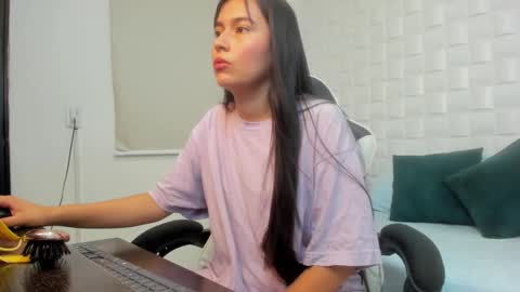 Snapshot of lila_lain chatting on 01-07-26, 02:47 L I L A online show from 01-07-26, 02:47