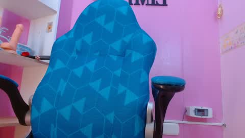 L I L A online show from 01-24-25, 08:00