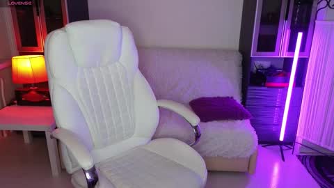 Lila online show from 10-25-25, 04:46